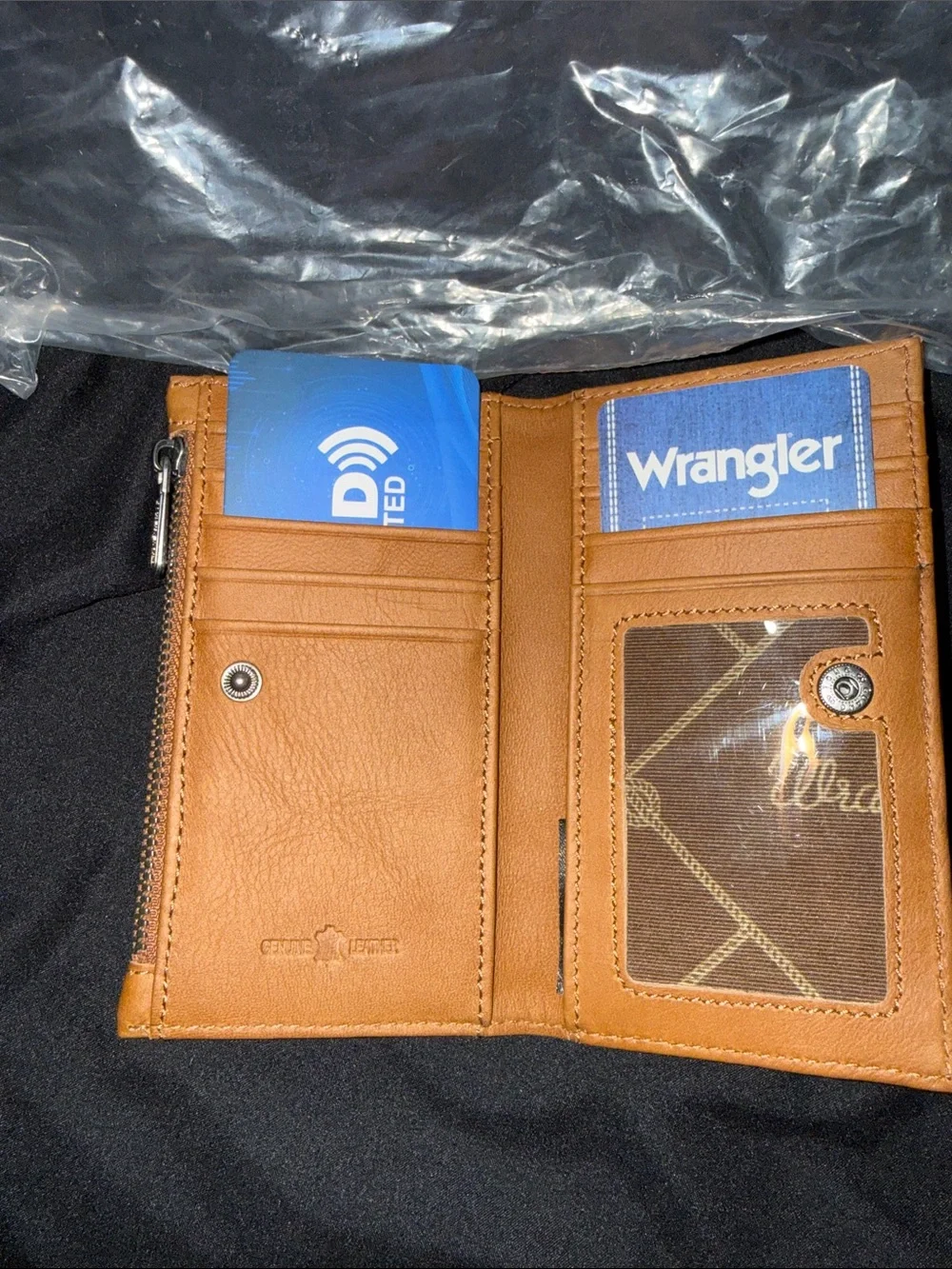 Wrangler Brown Leather Zip Card Holder
